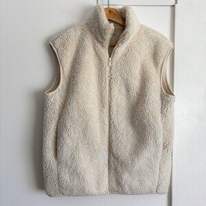 UNIQLO Cream Light Pile-Lined Fleece Vest